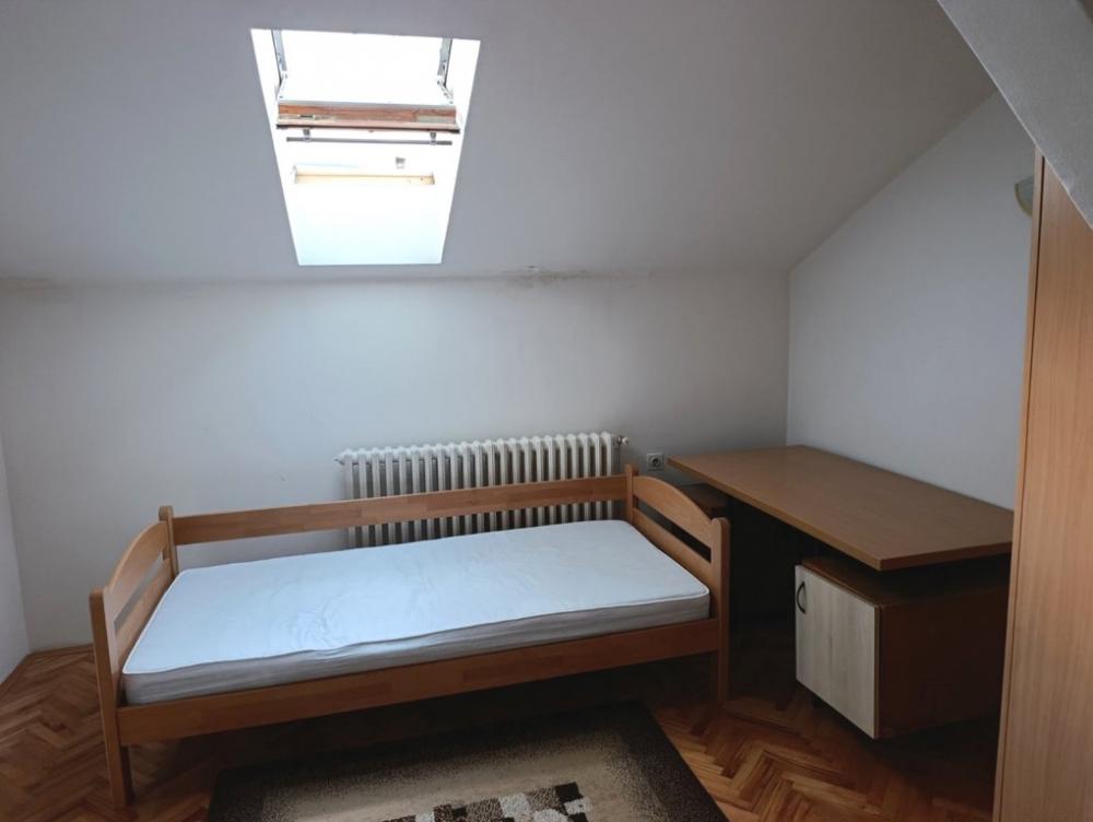 Slika 7 - Jednoiposoban stan kod Doma zdravlja