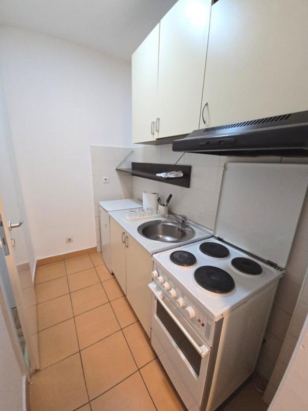 Slika 3 - Jednoiposoban, 46m2, Čair Niš, sa terasom, ima lift