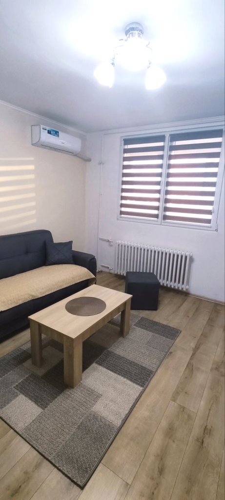 Slika 1 - Dvosoban, 55m2, Bulevar Nemanjića Niš, sa terasom, ima lift