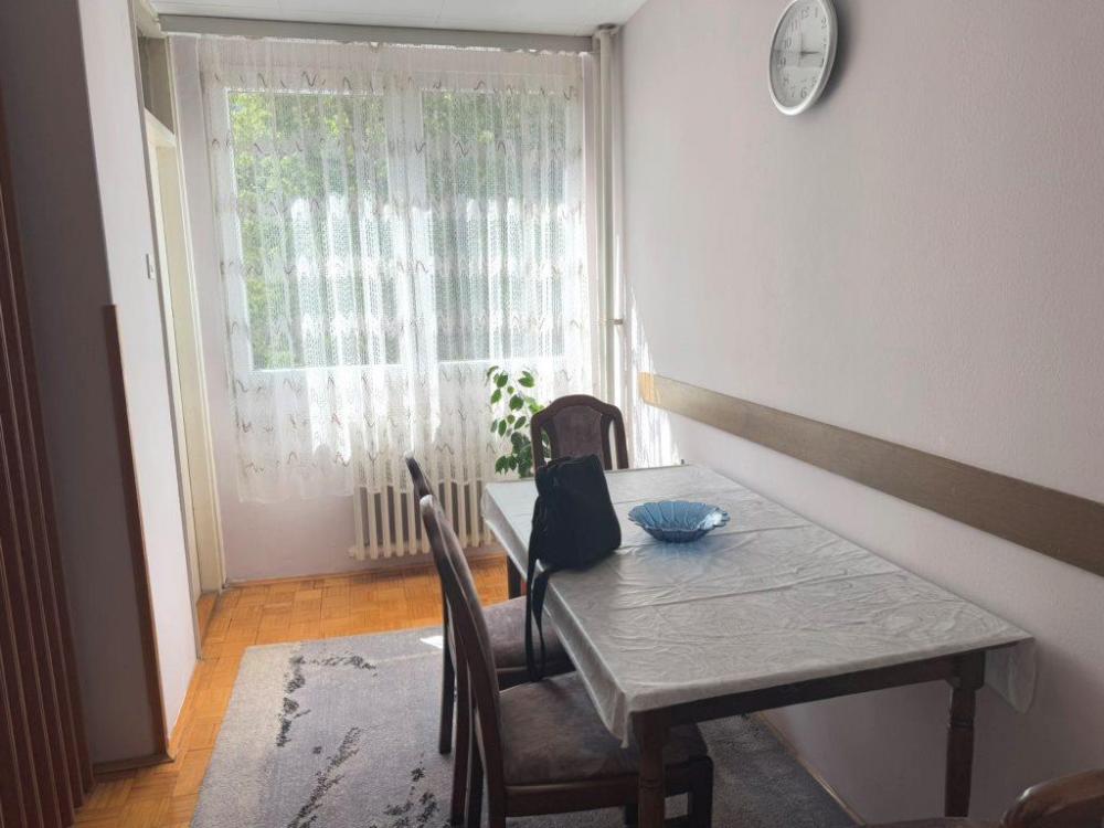 Slika 5 - Dvosoban stan na Bulevaru Nemanjića