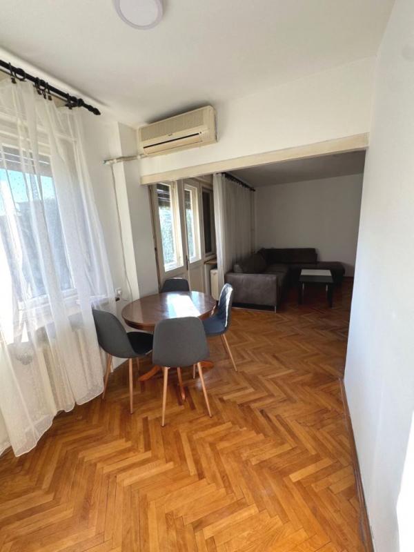 Slika 3 - Komforan dvosoban stan u centru