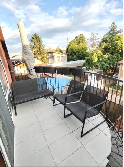 Slika 10 - Lux trosoban stan u kući centru