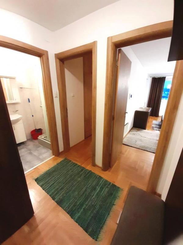 Slika 4 - Odličan jednoiposoban stan u centru