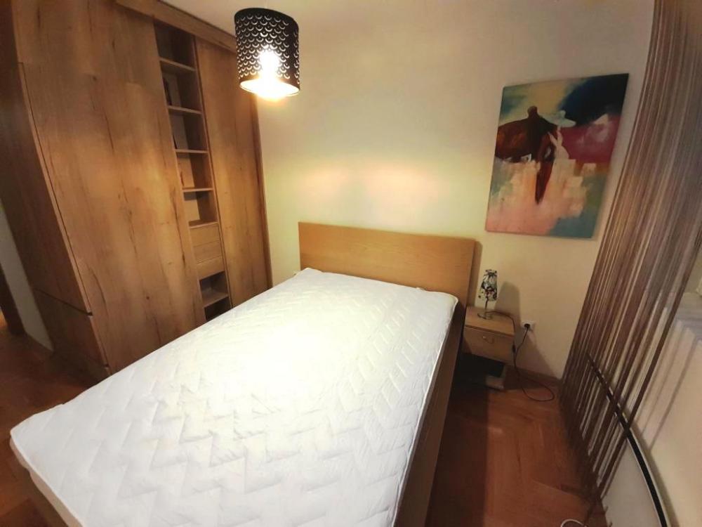 Slika 3 - Odličan jednoiposoban stan u centru