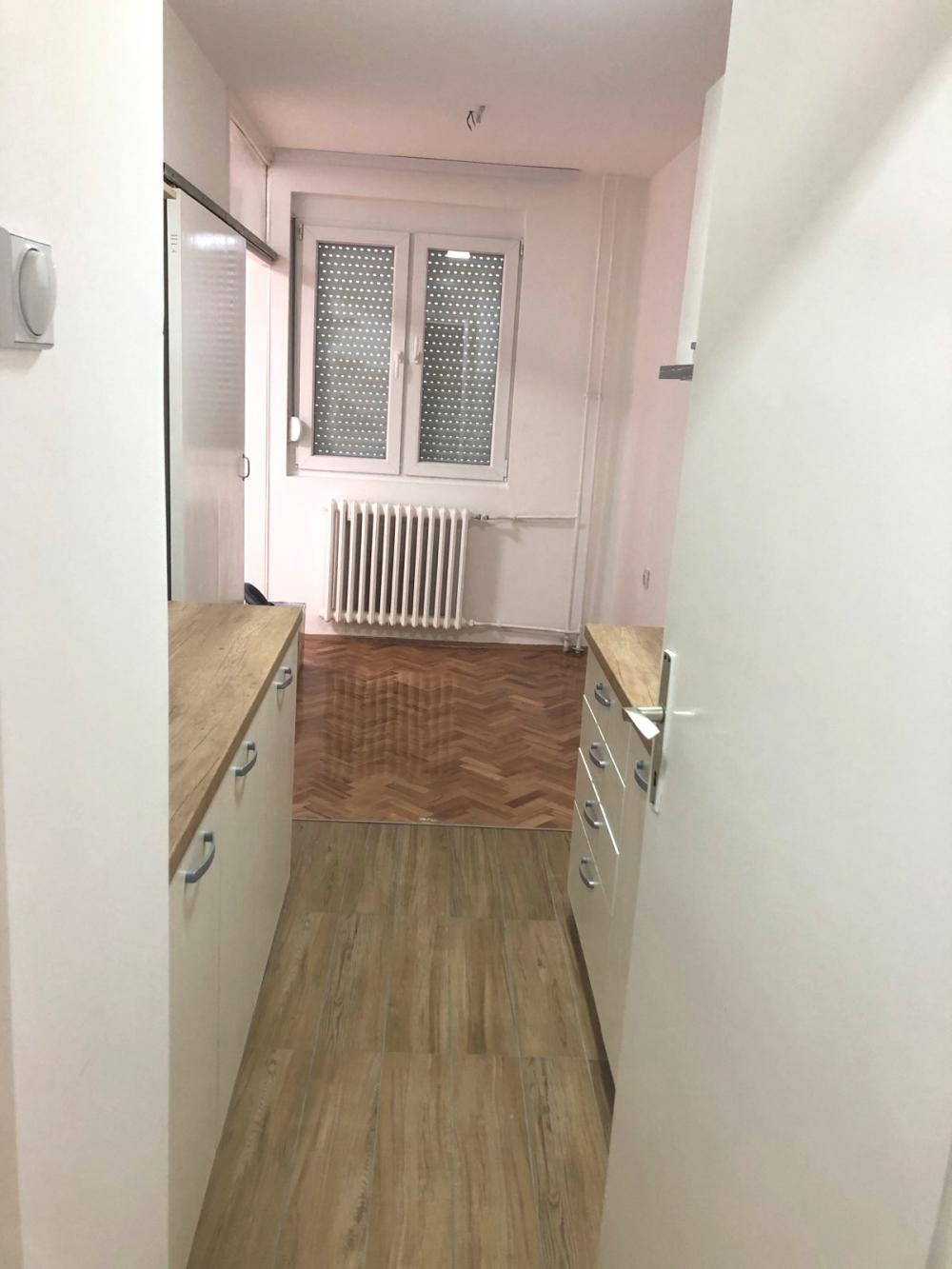 Slika 2 - Nenamešten jednoiposoban stan kod Gradske bolnice