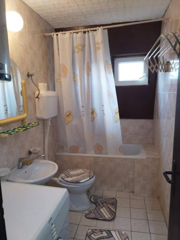 Slika 7 - JednosOban stan u mirnoj ulici u centru