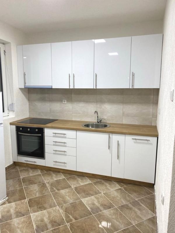 Slika 2 - Nenamešten jednoiposoban stan kod Šivare