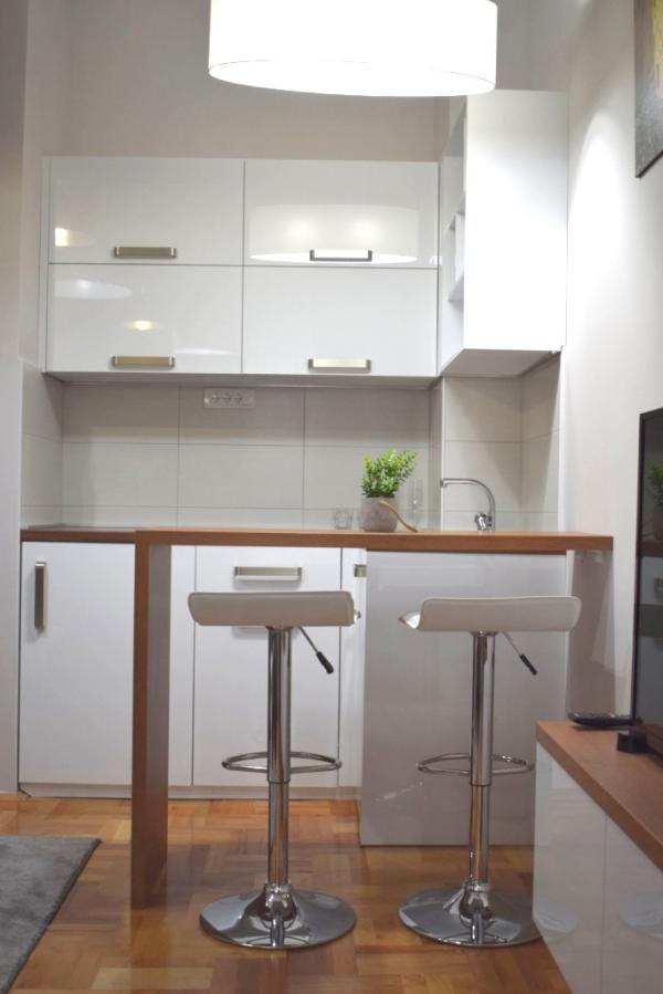 Slika 6 - Jednosoban, 39m2, Niš centar Niš