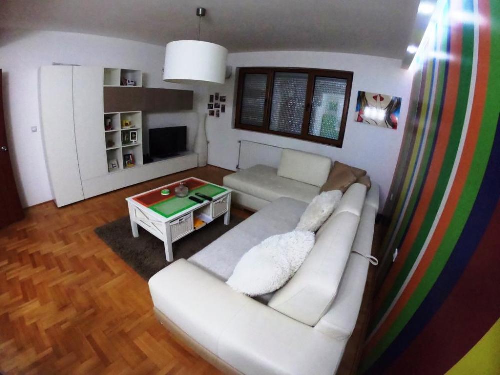 Slika 2 - Jednoiposoban stan u centru