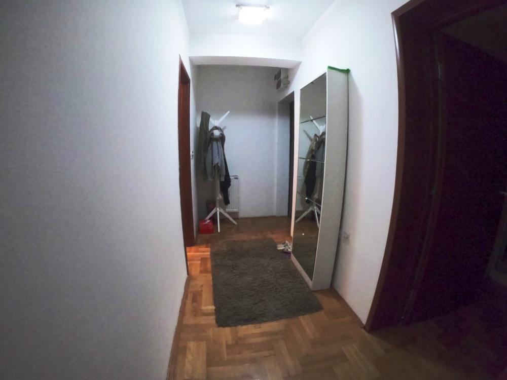 Slika 4 - Jednoiposoban stan u centru