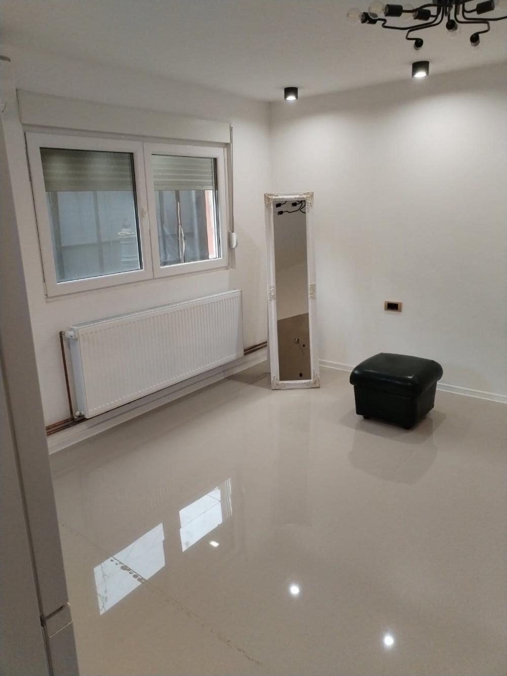 Glavna slika -Jednoiposoban, 50m2, Palilula Niš, ima lift