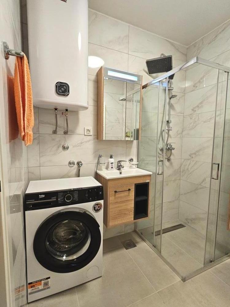 Slika 7 - Nov neuseljavan jednoiposoban stan u centru