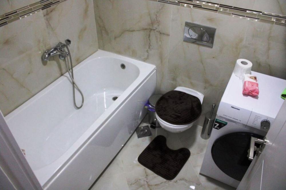 Slika 8 - Luksuzan dvoiposoban stan sa parkingom na Paliluli