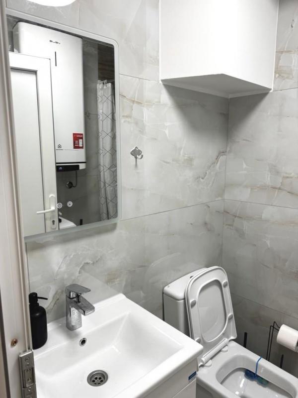 Slika 5 - Lux garsonjera na Bulevaru Nemanjića