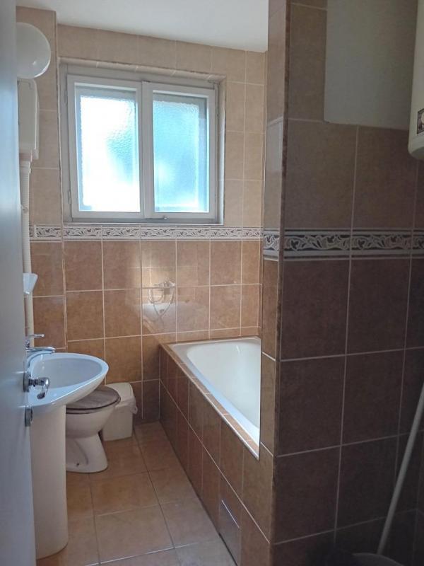 Slika 11 - Trosoban, 71m2, Niš centar Niš, sa terasom