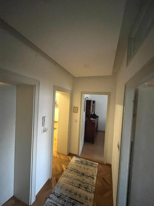 Slika 9 - Trosoban, 71m2, Niš centar Niš, sa terasom