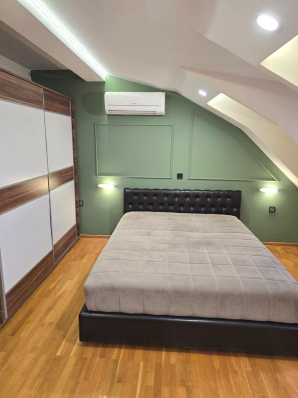 Slika 3 - Dvoiposoban stan kod Pravnog fakulteta