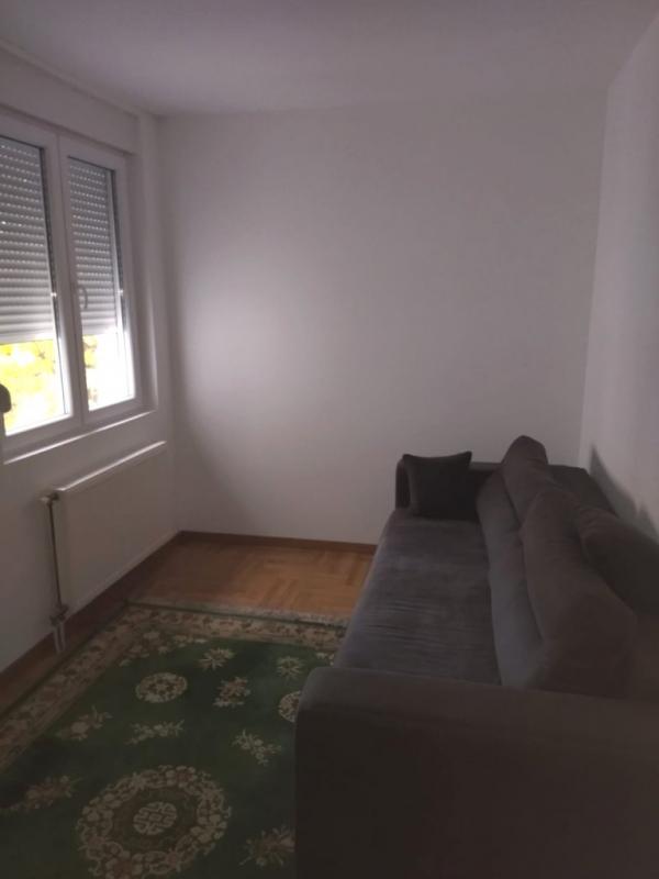 Slika 3 - Dvoiposoban, 56m2, Pantelej Niš, sa terasom, ima lift