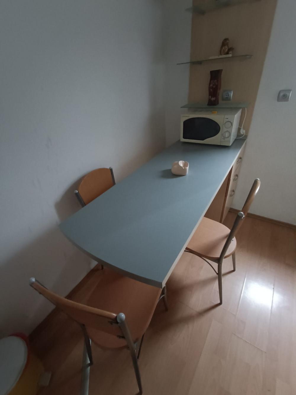 Slika 7 - 2.5 stan sa terasom u strogom centru blizu Pravnog fakulteta