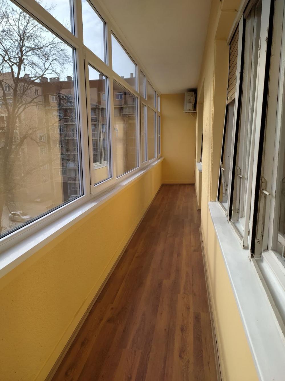 Slika 6 - Moderan 2.0 stan sa terasom u strogom centru