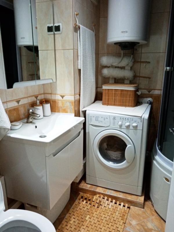 Slika 8 - Lux dvoiposoban stan na atraktivnoj lokaciji na Bulevaru Nemanjića