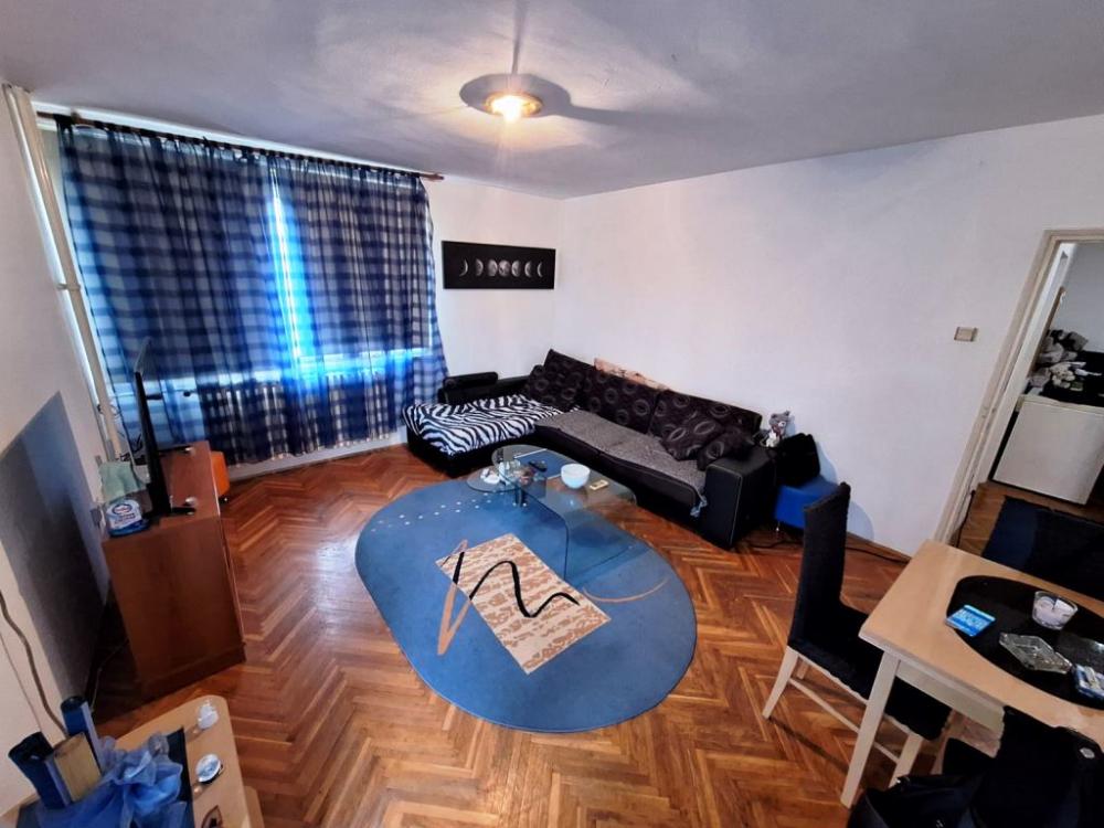 Slika 1 - Trosoban stan kod Medicinskog fakulteta, pogodan za studente