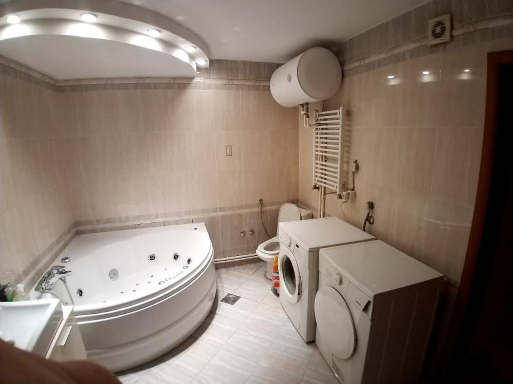 Slika 8 - Lux četvorosoban stan u centru